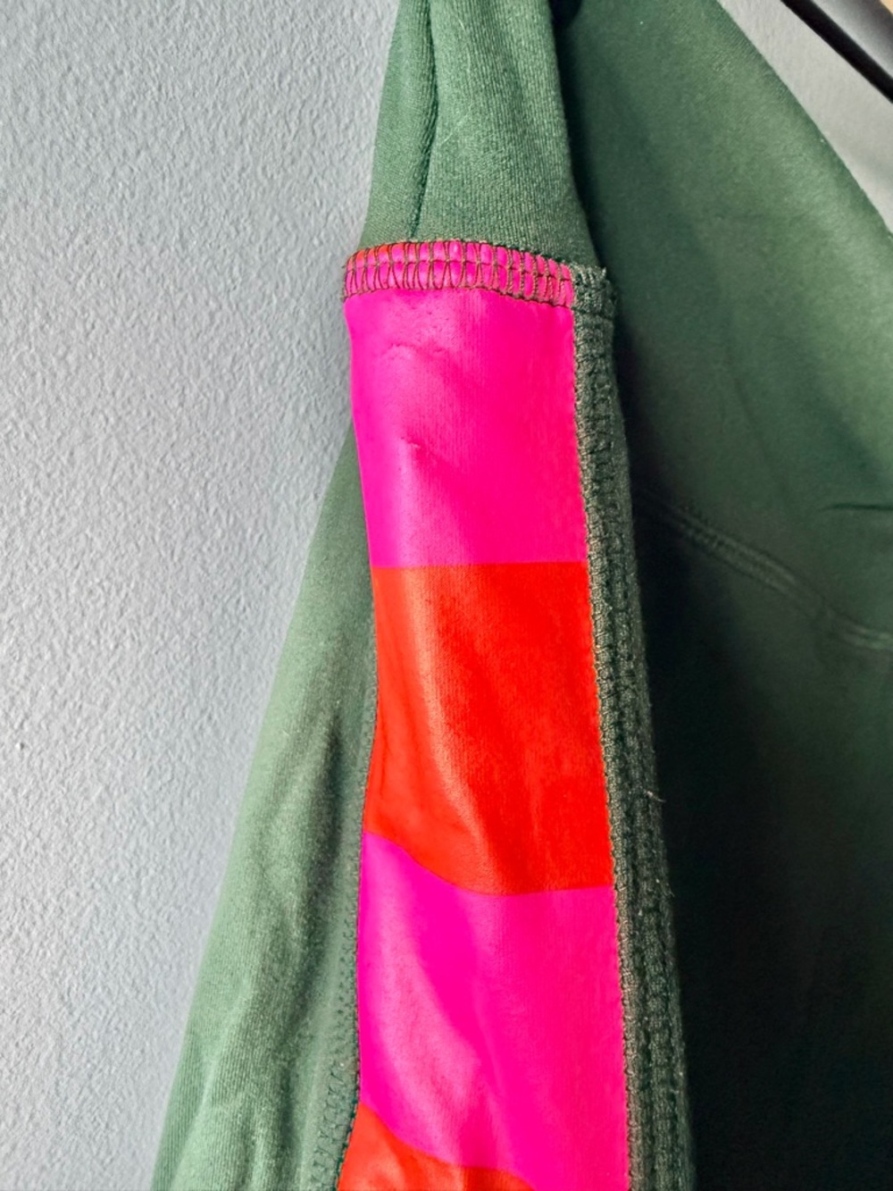Tory Sport Active Leggings Forest Green w/ Pink and Red Accents | Size Large - Picture 4 of 7